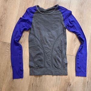 Long sleeve athletic shirt